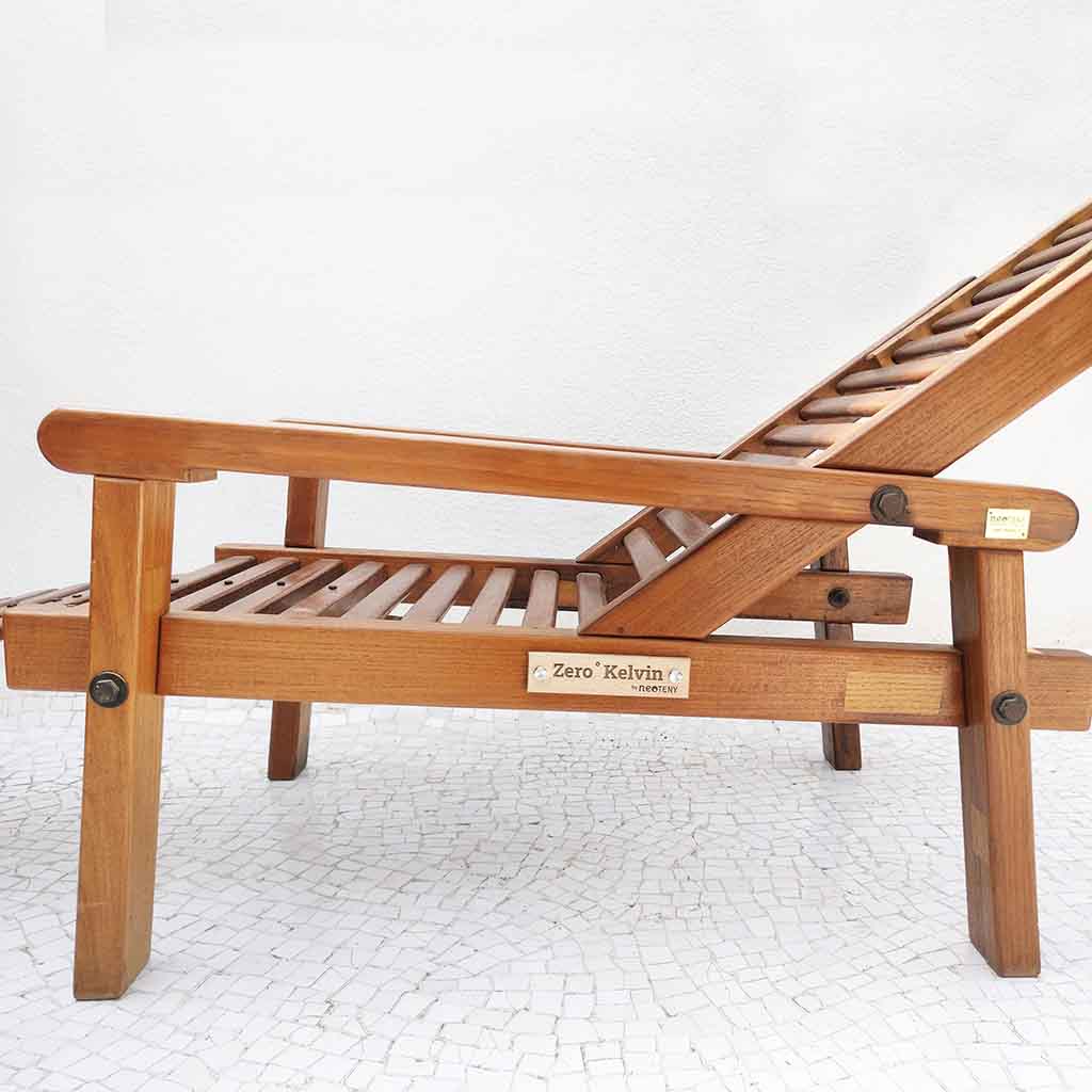 Zero° Kelvin Lounger